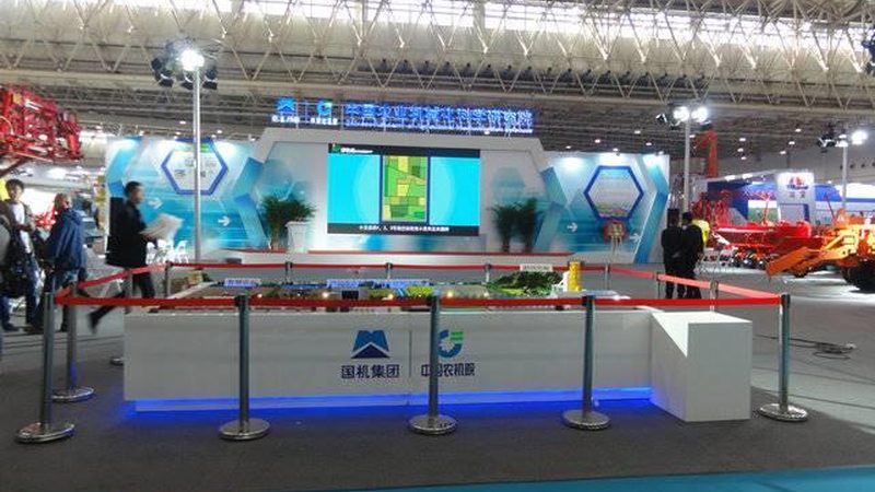 从零到行家：广告设计入门到精通的必经之路